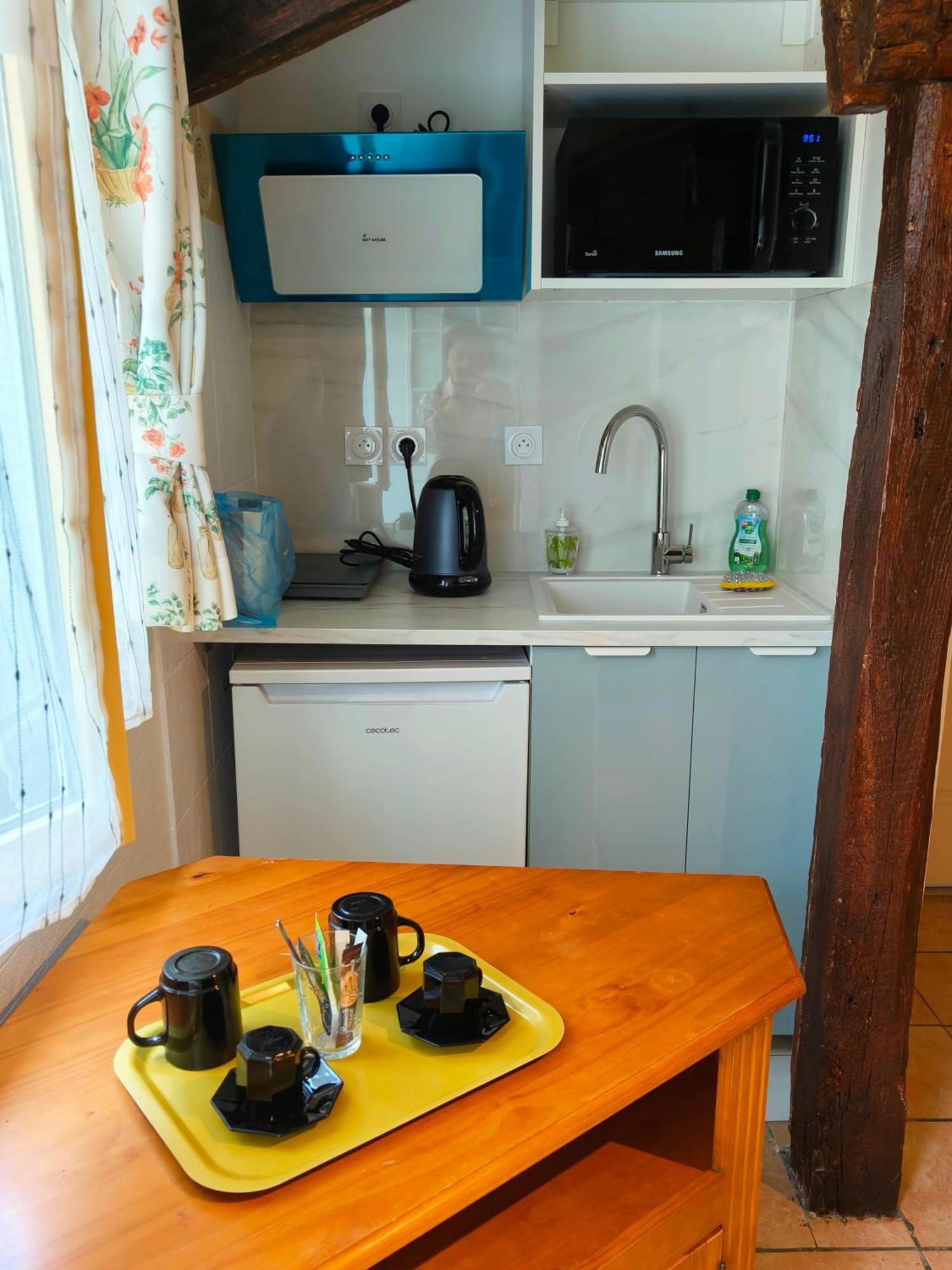 Le Coin Des Artistes Acomodação com café da manhã Giverny Quarto foto